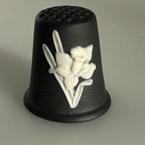 Daffodils on Black Jasper Ware Wedgwood Thimble